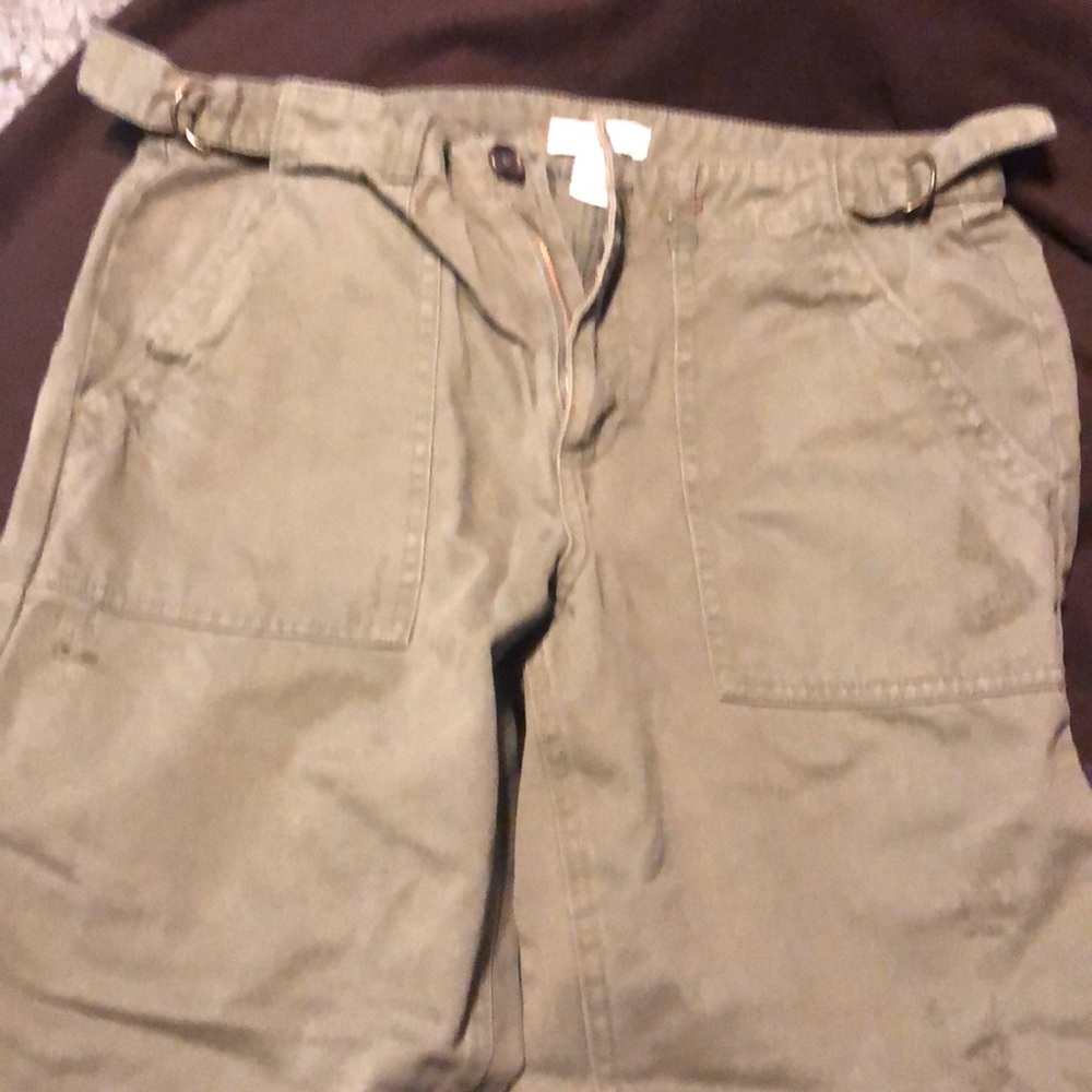 Cargo pants Olive green color